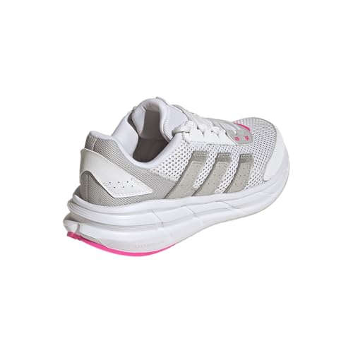 adidas Women's Astrastar Sneaker3