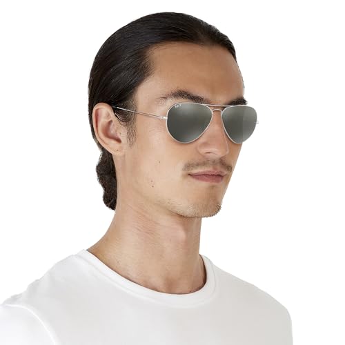 Image of Ray-Ban RB3025 Classic Polarized Aviator Sunglasses