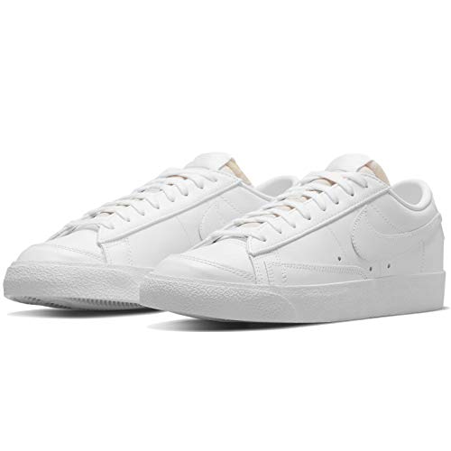 50代女性にもおすすめ 通勤にも使えるスニーカー ナイキならこれ 気になるあれこれ