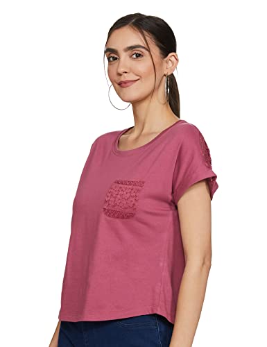 Image of Max Women's Cotton Graphic Regular Fit Top