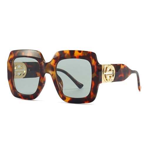 Lunettes de soleil pour homme rétro et polygonales idéales en terrasse