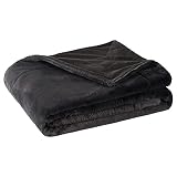 Questa morbida coperta Sable in effetto pelliccia è una grande attrazione e un elegante accessorio per la casa in casa.