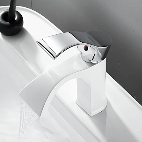 Robinet d'évier de cuisine cascade pour transformer l'ambiance et le confort de votre pièce