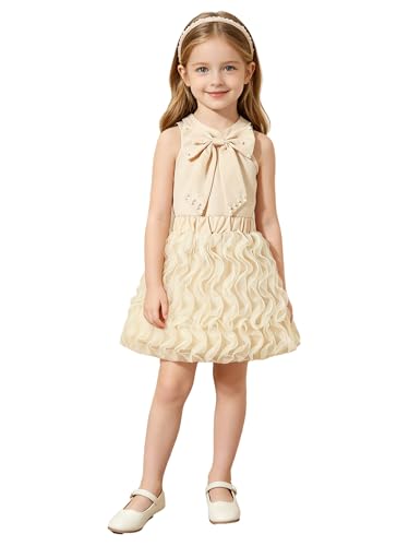 Vestido de niña floreadora ideal para fiestas de preescolar