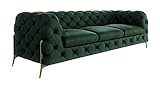 KOMFORTABLES CHESTERFIELD-SOFA: Unser Chesterfield-Sofa mit 3 Sitzen verleiht Deiner Inneneinrichtung einen außergewöhnlichen Charakter, ist bequem und ideal zum Entspannen zu Hause mit einem Buch in der Hand. Das frei stehende Sofa mit 4 goldenen verchromten Füßen passt sowohl in ein Wohnzimmer als auch in eine Lounge oder einen großen offenen Raum. Das Chelsea-Sofa wird sich in einer Vielzahl von Interieurs gut wiederfinden.