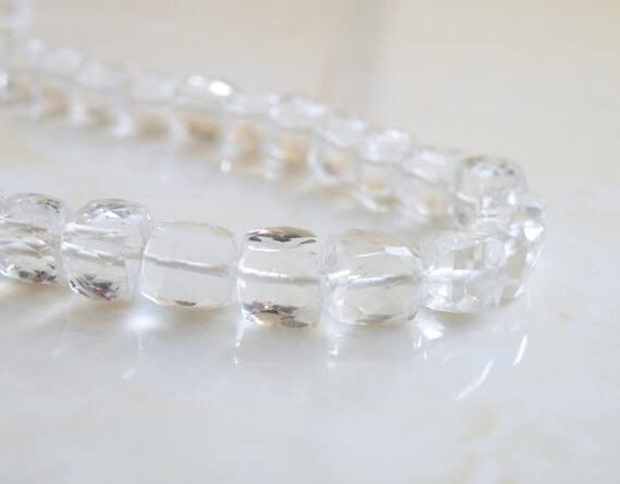 Cristal de roche perles cubes 7mm pour remplacer les perles synthétiques ternes