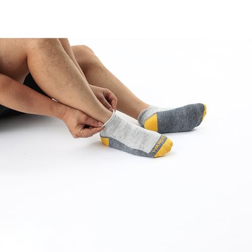 Image of WANDER Merino Wool Ankle Running Hiking Socks 3 Pairs Lightweight Cushioned Sweat-Wicking No Show Athletic Socks Men Women