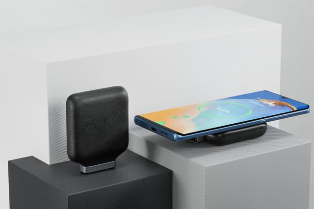 Xoopar Iné Oda Batería Magnética 5000 mAh de Piel Reciclada - Negro | Batería magnética de 5000 mAh en piel reciclada: recarga tu móvil 2 veces, puertos USB-C y Lightning
