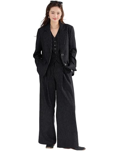 Costume rayé trois pièces femme avec veste à deux boutons, gilet et pantalon