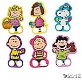 Amazon Co Jp ピーナッツ イースター指人形 スヌーピー チャーリーブラウン サリー ルーシー 6本指パペット おもちゃ