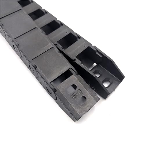 Câble de transmission coincé ? Solutionnez le problème avec la chaîne porte-câbles 10x15mm