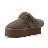CUSHIONAIRE Mule Acogedor con Plataforma Husky de Ante auténtico para Mujer + Espuma viscoelástica, Anchos amplios Disponibles, Ante Gris Pardo 42 EU