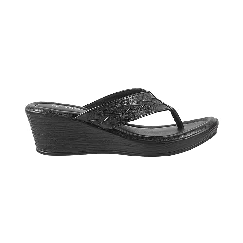 Image of Metro Women Synthetic Leather Wegde Heel Sandal
