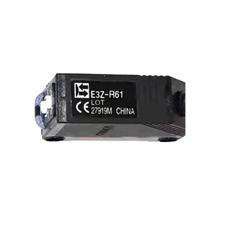 Capteur E3Z E3Z-R61 2M pour détection sur convoyeur industriel