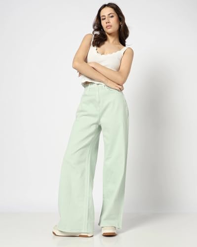 Image of Gap Women Relaxed Fit High Rise Clean Washed Jeans