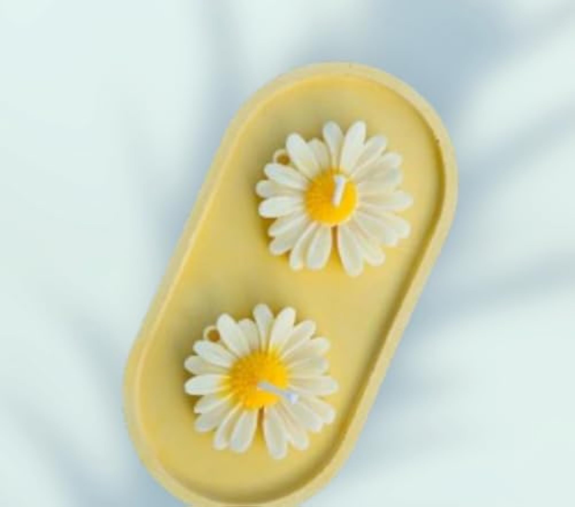 Daisy Flower Candle