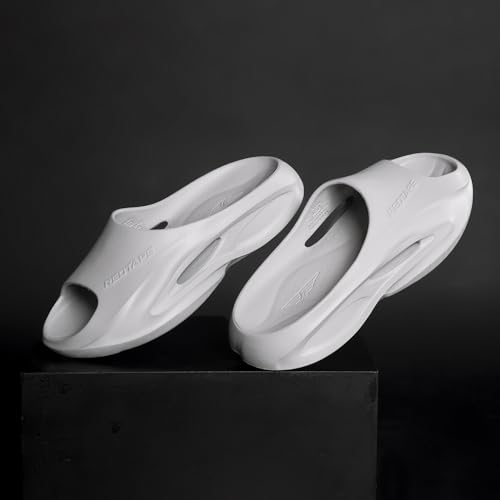 Image of Red Tape Mens Sliders in Green | Casual Pool Sliders