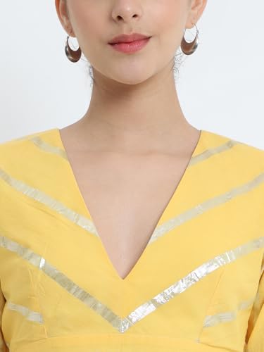 Image of Thevasa Women's Everyday Divine Depth V Neck Half Sleeves Blouse