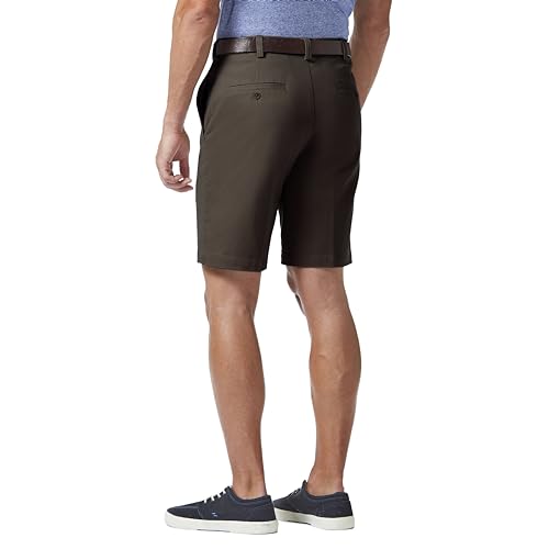 Image of Haggar Men's Classic Fit Flat Front Short