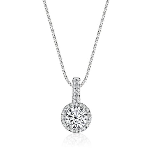 Collier Moissanite 1CT D : brillance éternelle sans le prix du diamant