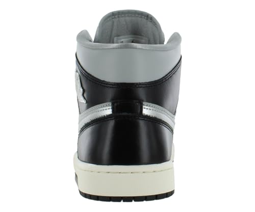 Image of Nike Women's Air Jordan 1 Mid SE Sneaker