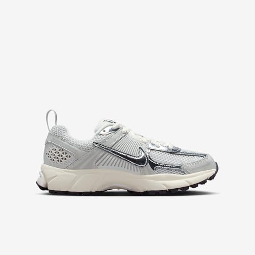 Nike Vomero 5 Big Kids' Shoes (Photon Dust/Gridiron/Sail/Chrome)3