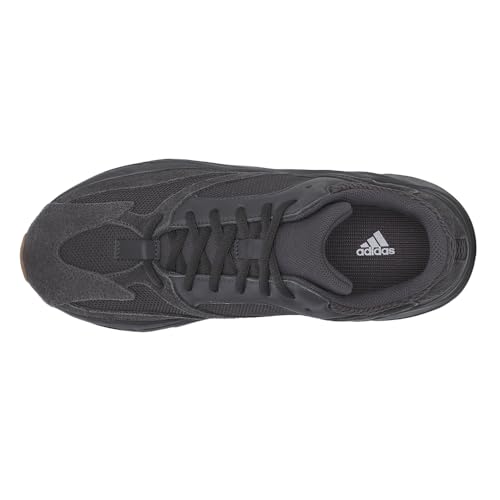 Yeezy Boost 700 'Utility Black'3