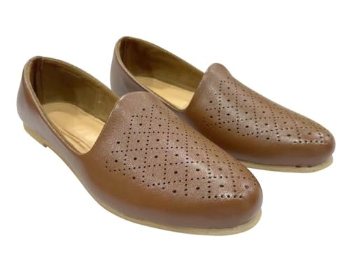 Image of Punjabi Mojaris Mens Shoes Cream Wedding for Groom,Traditional Indian Footwear Ethnic Peshawari Slippers