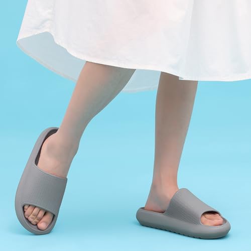 Image of Comwarm Cloud Slide Sandals for Women Men Ultra Comfort Recovery Pillow Slippers Soft Summer Beach Shoes with Low Arch Support