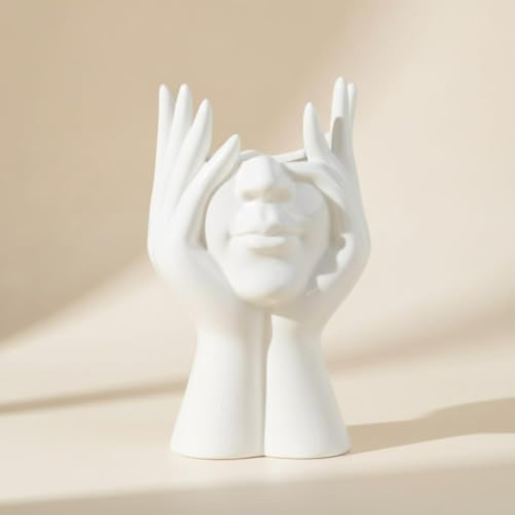 Glossy Makeup Brush Holder, Decorative Sculptural Design