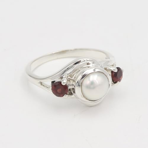 Bague grenat et perle en argent, le cadeau de naissance idéal pour elle