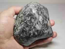 黒緑 750g 翡翠 ヒスイ 原石 糸魚川 鉱物 鉱石 鑑賞石 自然石 誕生石 黒緑 750g 翡翠 ヒスイ 原石 糸魚川 鑑賞石 自然石 誕生石 鉱物 鉱石