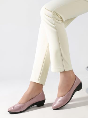 Image of Denill Women's Comfort Wedge Shoe