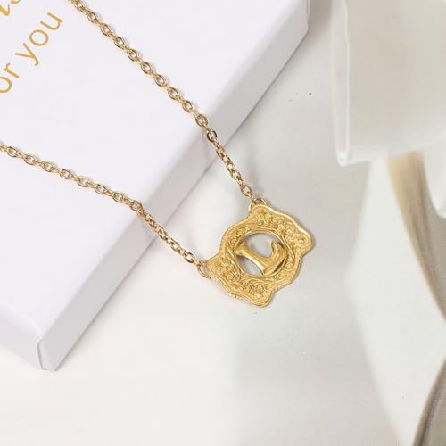 14K Gold Belt Buckle Necklace Western Style Initial Letter Pendant Necklace, Decorative Belt Buckle Frame Design