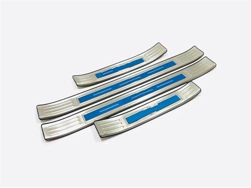 Accessoires Mazda CX-30 plinthe de protection pour sorties en famille et voyage