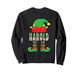 T-shirt de Noël pour papa, oncle, frère, grand-père pour enfants, bébés, tout-petits, nourrissons pour petits garçons pour enfants, adolescents, jeunes. Les amoureux des elfes saisissent cette chemise comme costume amusant de Noël, montrant le nom « Harold » à l'intérieur d'une illustration d'elfe.