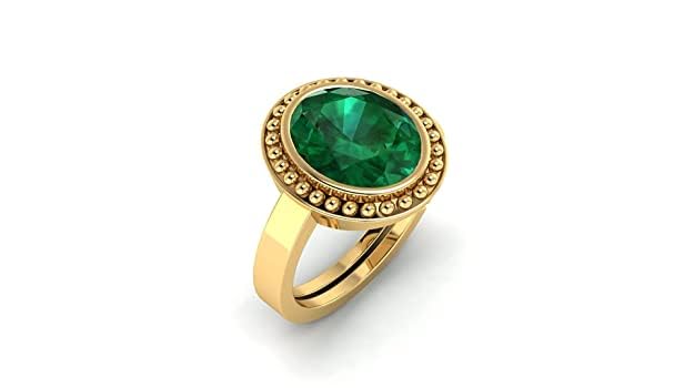 Bague émeraude naturelle au doigt pour sublimer vos soirées et événements