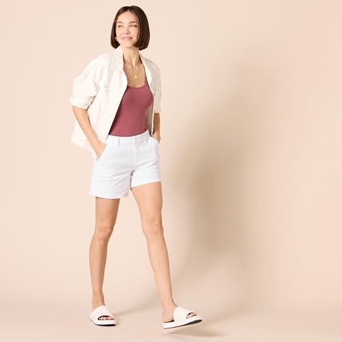 Amazon Essentials Women's Mid-Rise Slim-Fit 5 Inch Inseam Khaki Shorts (Available in Straight and Curvy Fits)