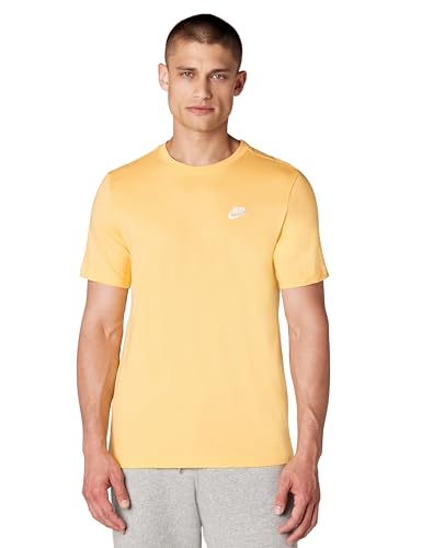 Image of Nike Men's Sportswear Club T-Shirt