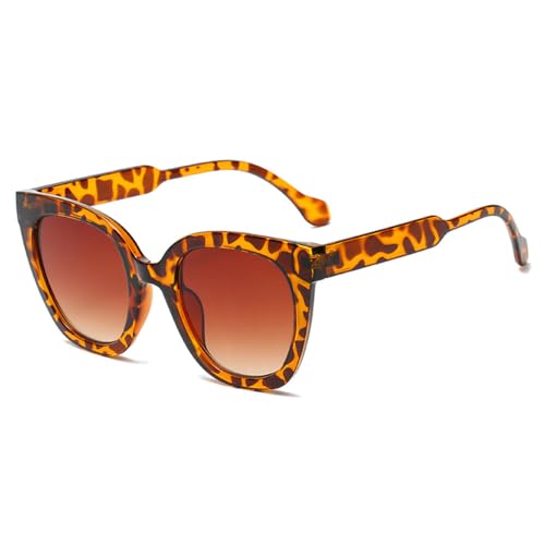 Lunettes de soleil lady cateye légères pour sublimer un visage féminin