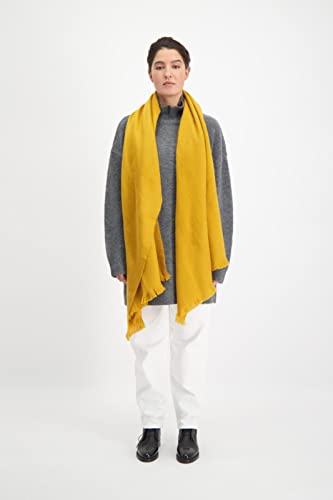 Écharpe jaune ocre pour rester au chaud durant vos balades d'hiver - 2