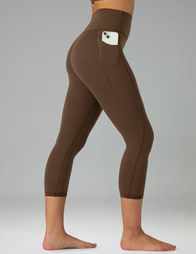 Image of Colorfulkoala Dreamlux No Front Seam Capri Leggings with Pockets for Women - High Waisted 21 inch Buttery Soft Yoga Pants