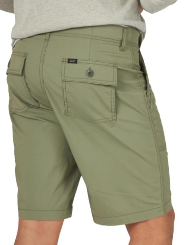 Image of Lee Men's Extreme Motion Relaxed Fit Utility Flat Front Short