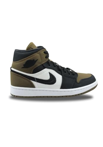 Image of Nike Women's Air Jordan 1 Mid Sneaker