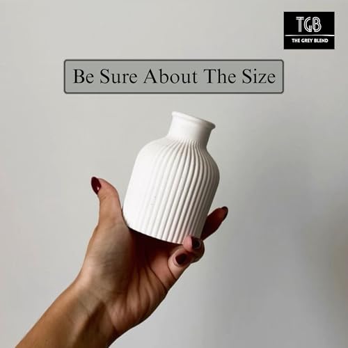 Image of Mini Concrete Stripe Vase (9 cm) | Tiny Decorative Flower Vase for Table, Shelf & Side Table | White Ribbed Miniature Vase for Home Decor & Styling (Stripe)