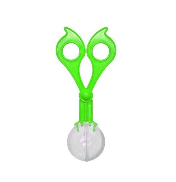 BWESOO Green Catcher Plastic Outdoor Clamp Biology with Tweezer for Insect Bug Scissors Gifts Sports and Outdoor Play