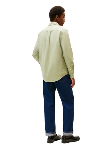Image of Tommy Hilfiger Men's Long Sleeve Oxford Shirts in Regular Fit, Men's Button Down Shirts, Also Available in Big and Tall