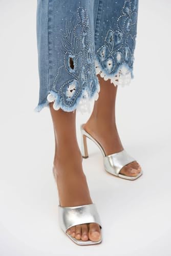 Women's Stretch Straight Crop Jeans with Embroidery4