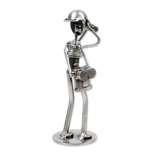 Escultura rústica fotógrafo con partes de auto recicladas metálica miniatura 3