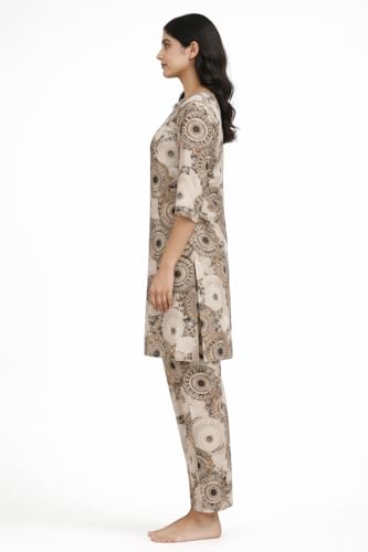 Image of Duchess Women's Pure Cotton Printed Long Length Night Suit Set
